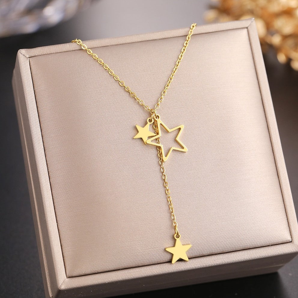 5 Star / Gold Necklace